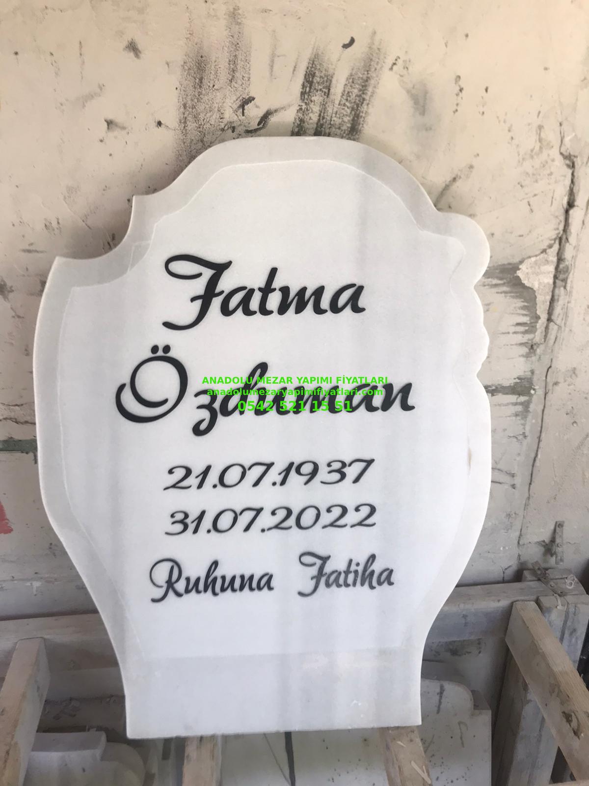 Kelebek İşlemeli Kabartma Yazılı Süt Beyaz Mezar Baş Taşı Modelleri - Görsel 3