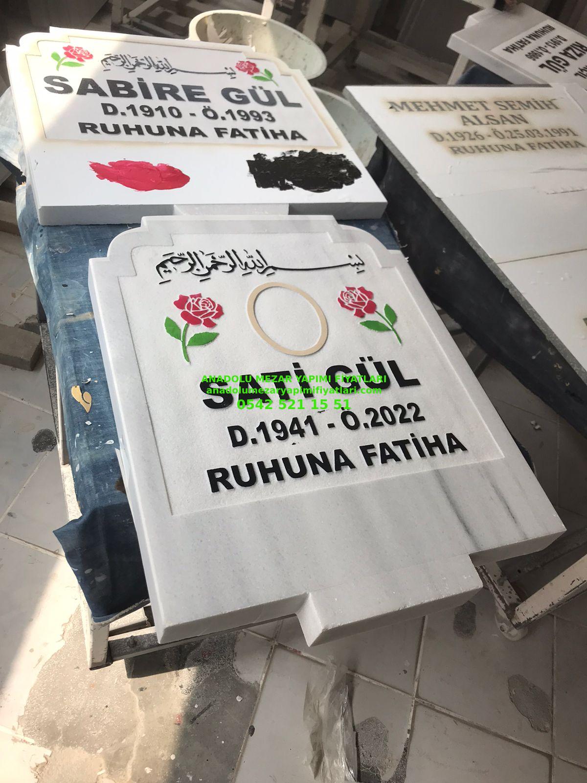 Tek Kişilik Gül İşlemeli Kabartma Yazı Mezar Baş Taşı Modeli - Görsel 3