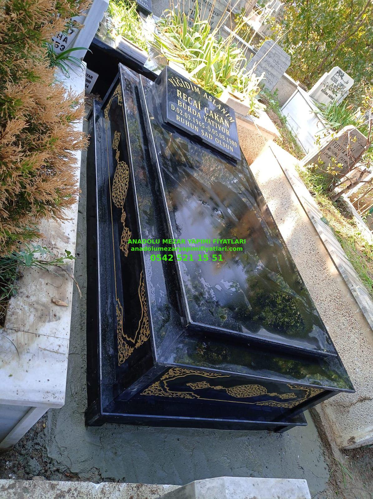 İzmit Tek Kişilik Desenli Kapaklı Granit Mezar Modeli - Görsel 3