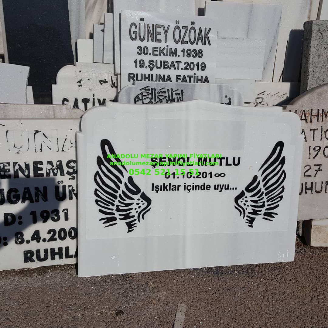 Melek Desen İşlemeli Kabartma Yazılı Mezar Baş Taşı Modelleri
