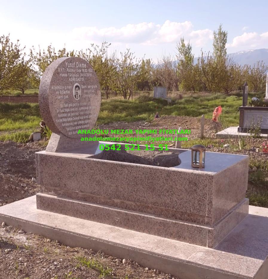 G128 Dolunay Baş Taşlı Granit Mezar Modeli - Bursa Mezar Taşı Fiyatları