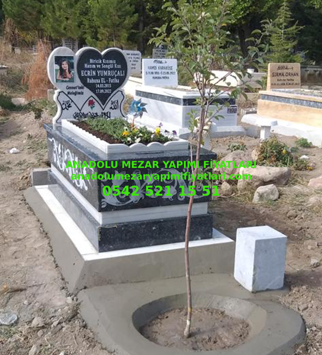 S2 Bursa Siyah Beyaz Mermer Mezar - Bursa Mermer Mezar Fiyatları