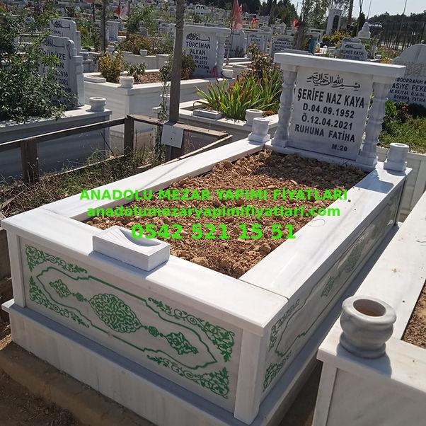 Bursa Tek Kişilik Gövde Desenli Baştaşı Sütunlu Mermer Mezar