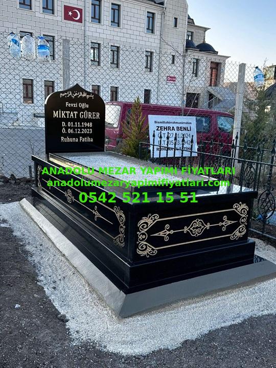 B16 Desenli Granit Mezar Modeli - İzmit Desenli Granit Mezar - Görsel 3