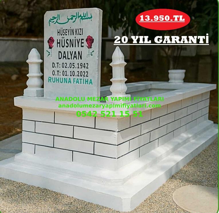 Manisa Beton Zeminli Beyaz Tuğla Desenli İki Katlı Hazır Mezar